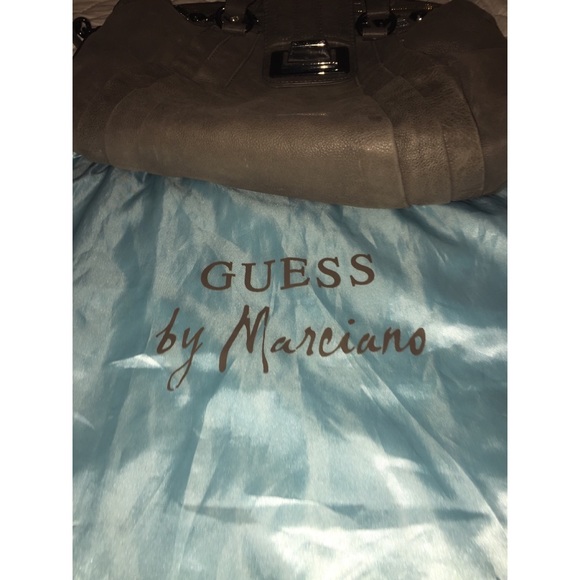 Marciano Guess Handbag, Gray with studs and chains - Picture 4 of 7